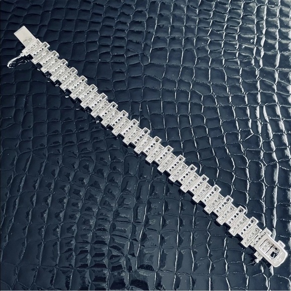 Black & White CZ Sterling Tennis Bracelet & Stud Earrings Geometrical S… - Picture 6 of 12